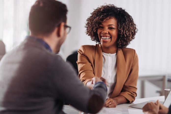 The Benefits of Working with a Mortgage Loan Officer: Explained