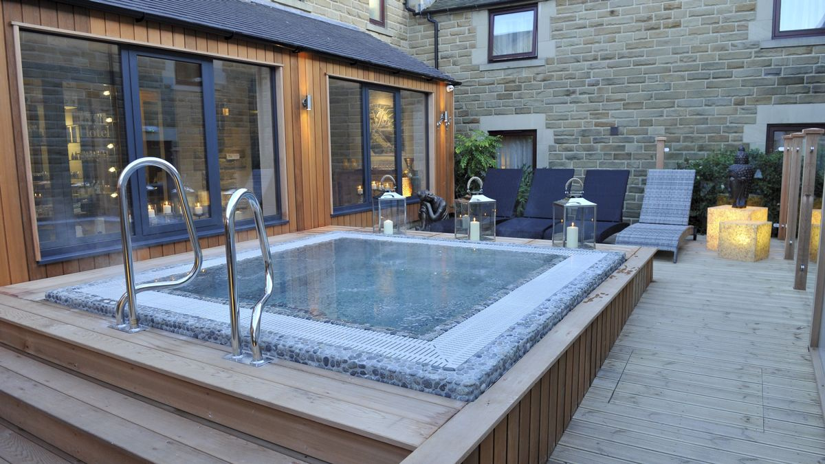 What Can You See In Stafford On Your Spa Break?