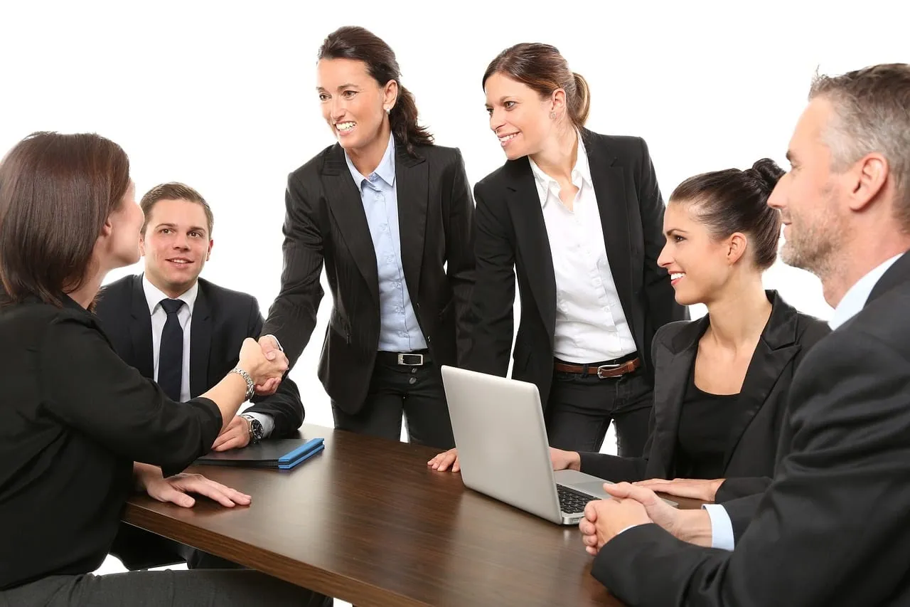 Is HR consulting services customizable to company needs?