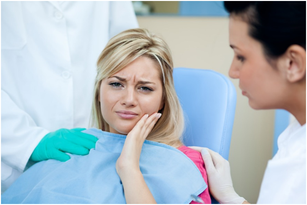 All Warning Signs that Indicate You Need the Help of Professional Emergency Dentists