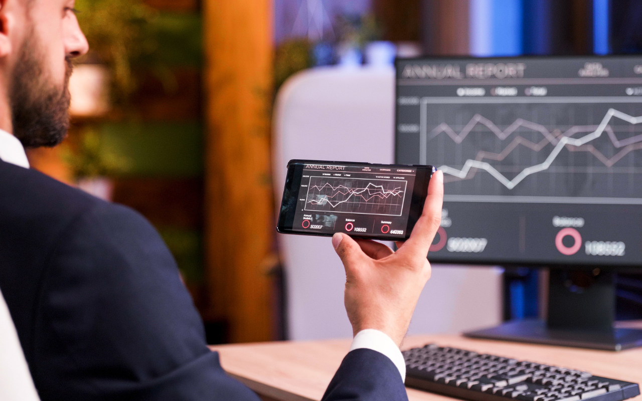 How Online CFD Platforms Are Changing the Way People Invest